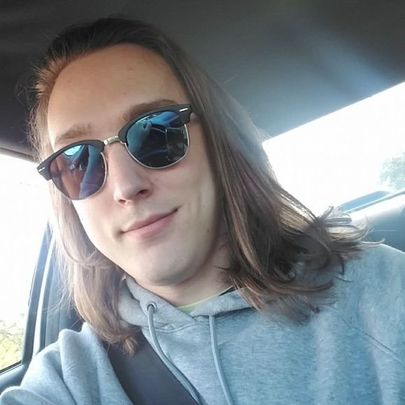 Meet your Posher, Aaron - Picture 1 of 1